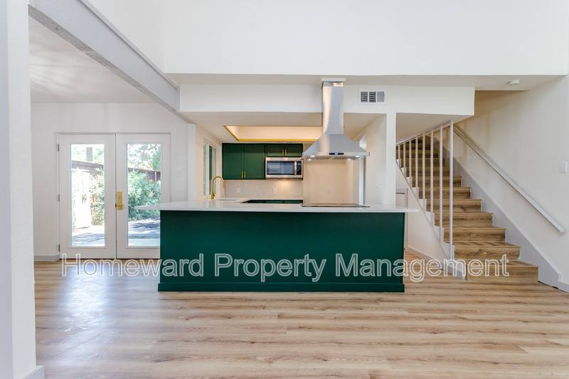 Apartment for rent at 2026 Via Ballena #1, Carrollton, TX 75006