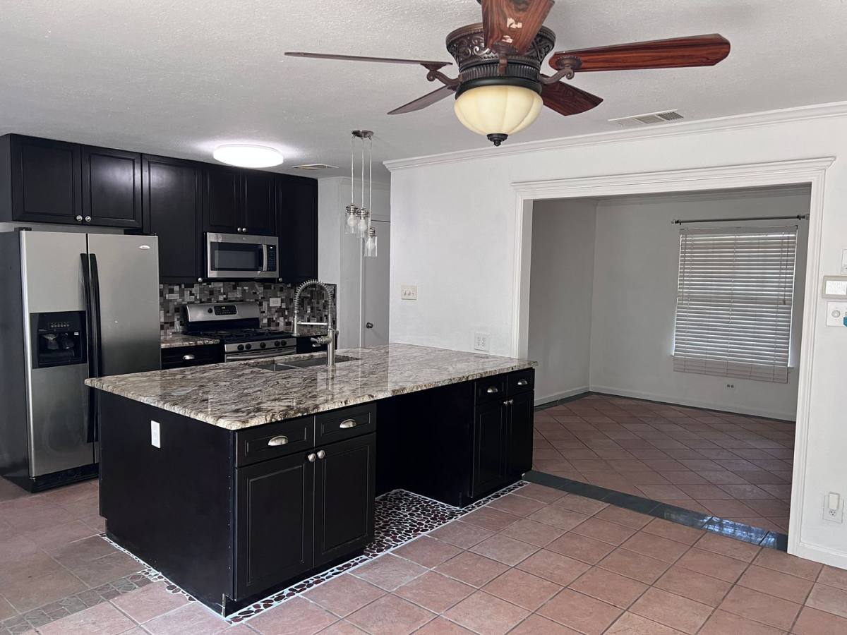 House for rent at 6234-PANCHO Villa Dr, San Antonio, TX 78238