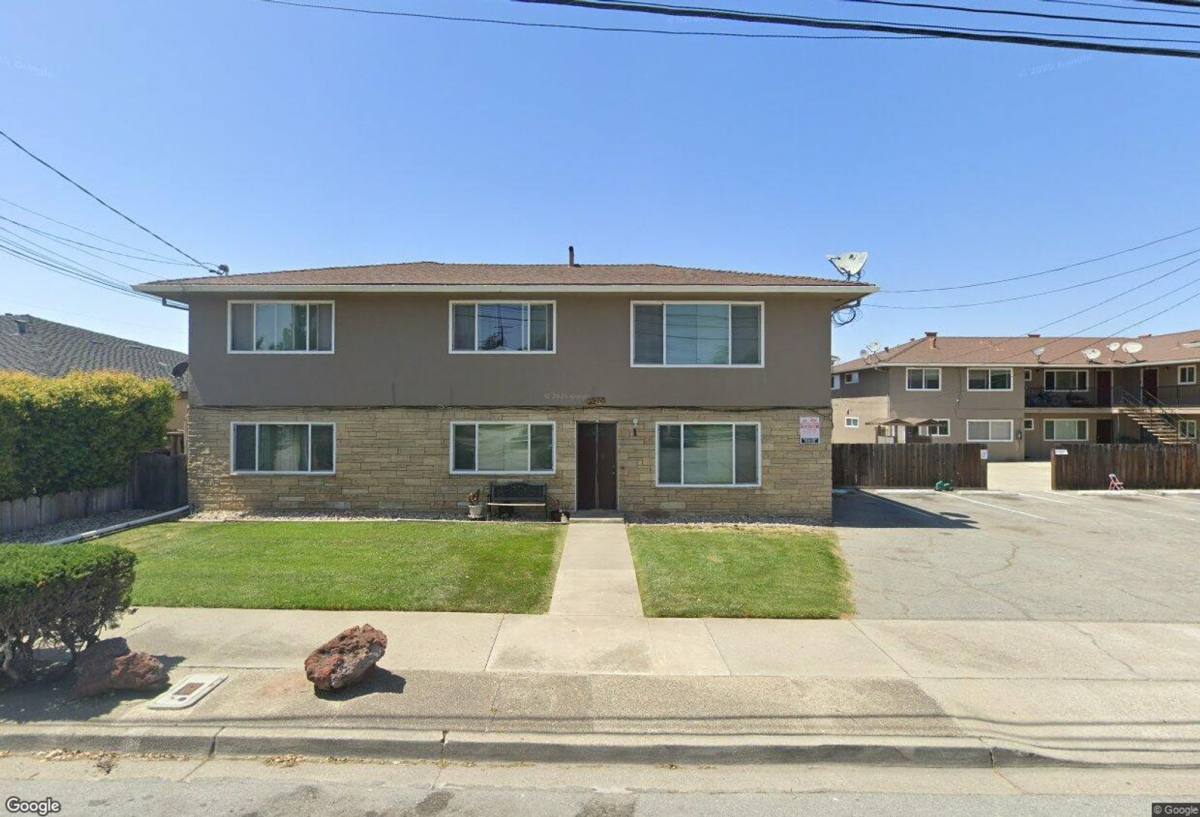 Apartment for rent at 1570 Valley View Rd, Hollister, CA 95023