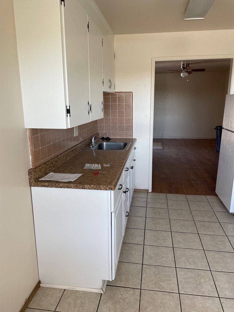 Apartment for rent at 1570 Valley View Rd, Hollister, CA 95023