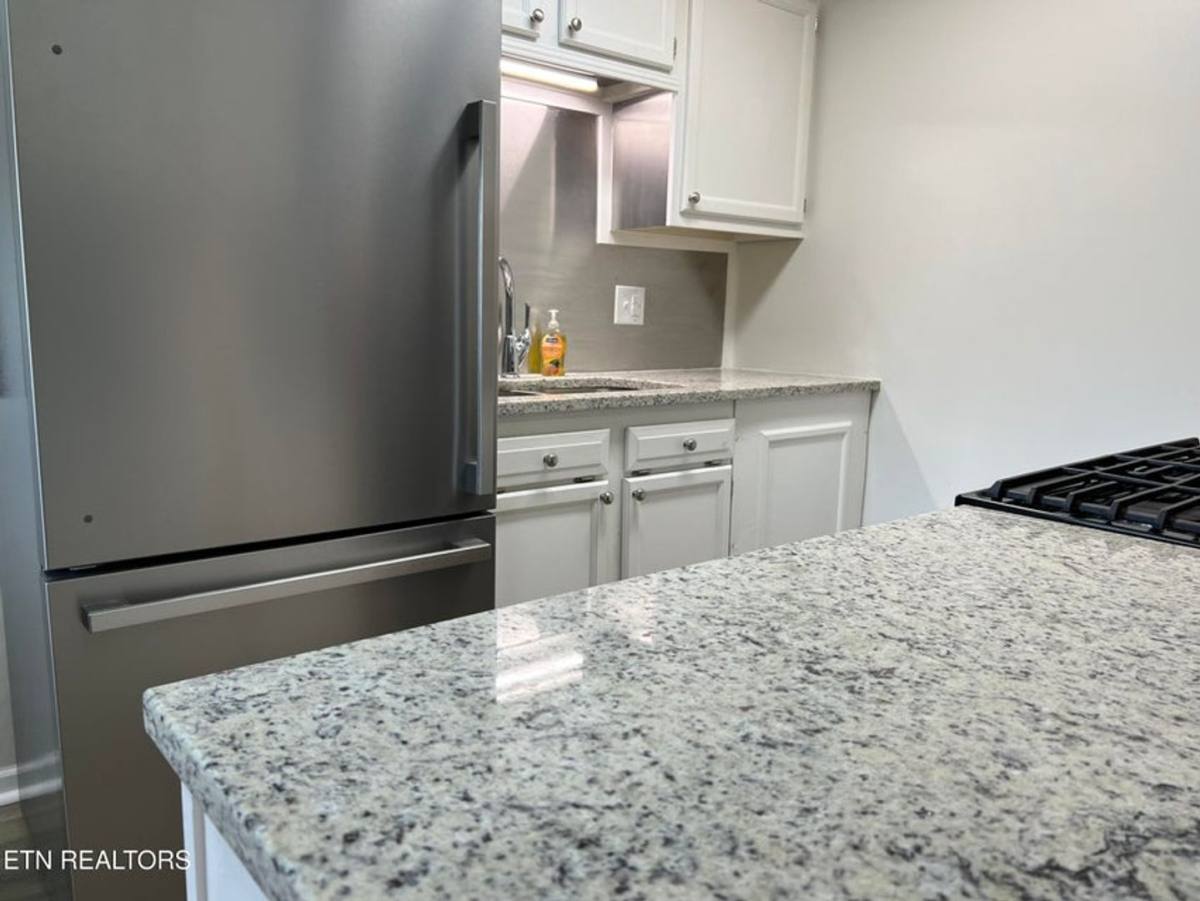 Apartment for rent at 614 Agnes Ave, Knoxville, TN 37919