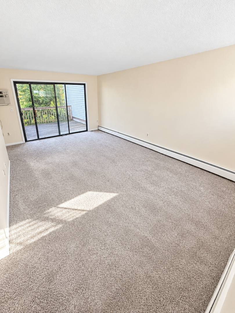 Apartment for rent at 655 Talcottville Rd, Vernon Rockville, CT 06066