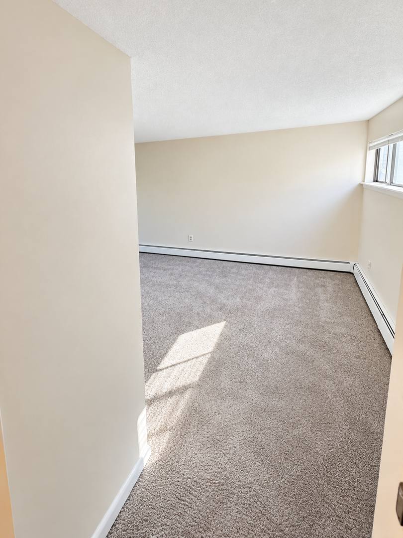 Apartment for rent at 655 Talcottville Rd, Vernon Rockville, CT 06066