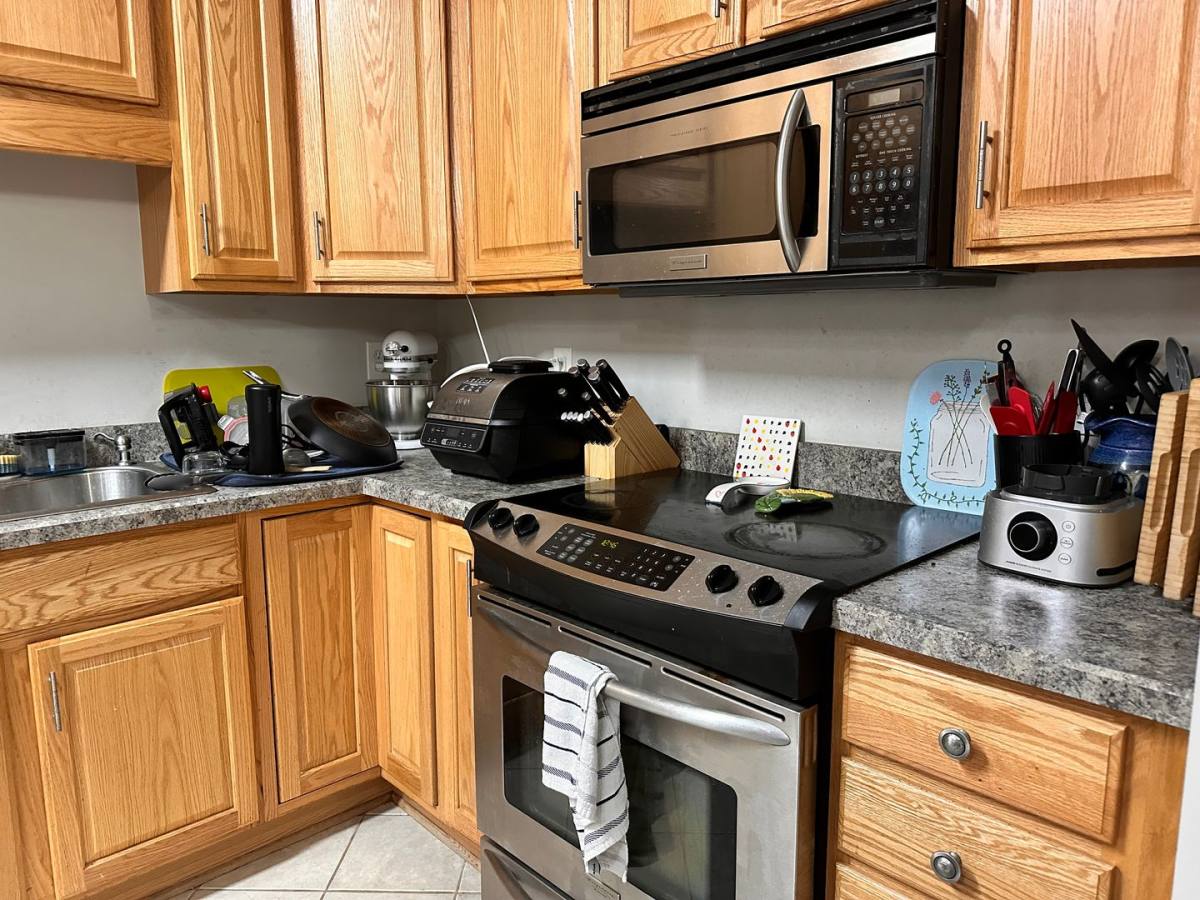 Apartment for rent at 818-822 Hamilton St, Allentown, PA 18101
