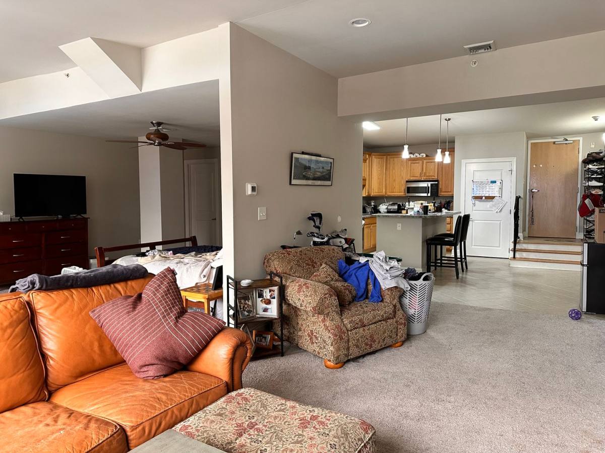 Apartment for rent at 818-822 Hamilton St, Allentown, PA 18101