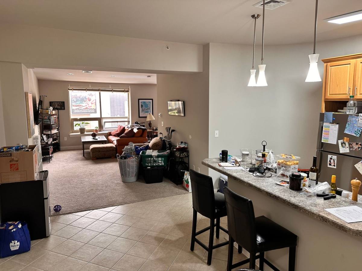 Apartment for rent at 818-822 Hamilton St, Allentown, PA 18101