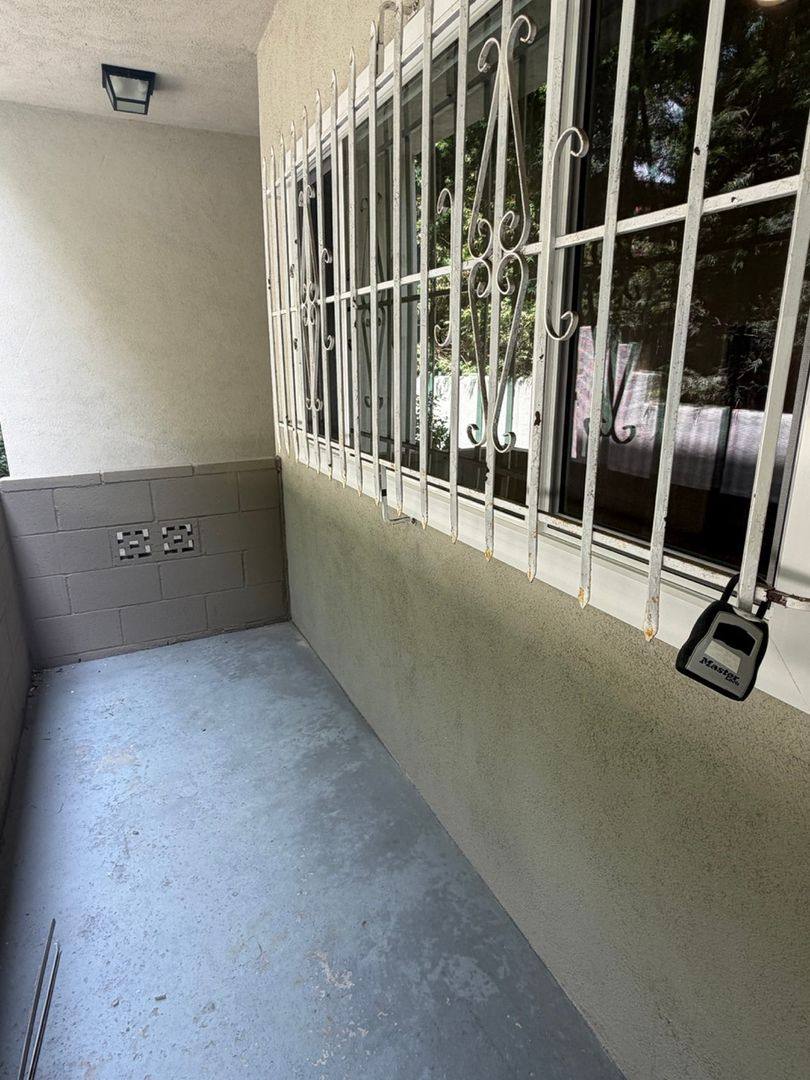 Apartment for rent at 1537 Stanford St, Santa Monica, CA 90404