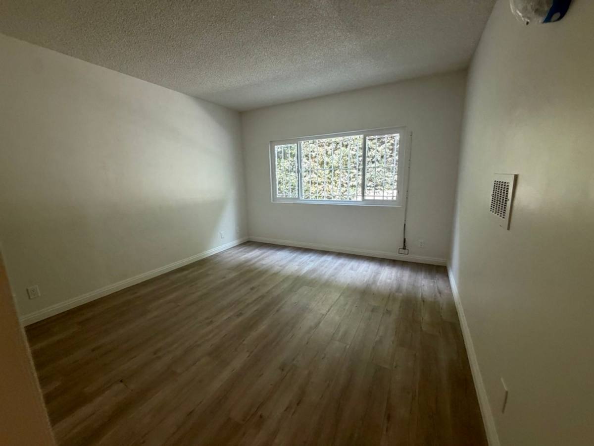 Apartment for rent at 1537 Stanford St, Santa Monica, CA 90404