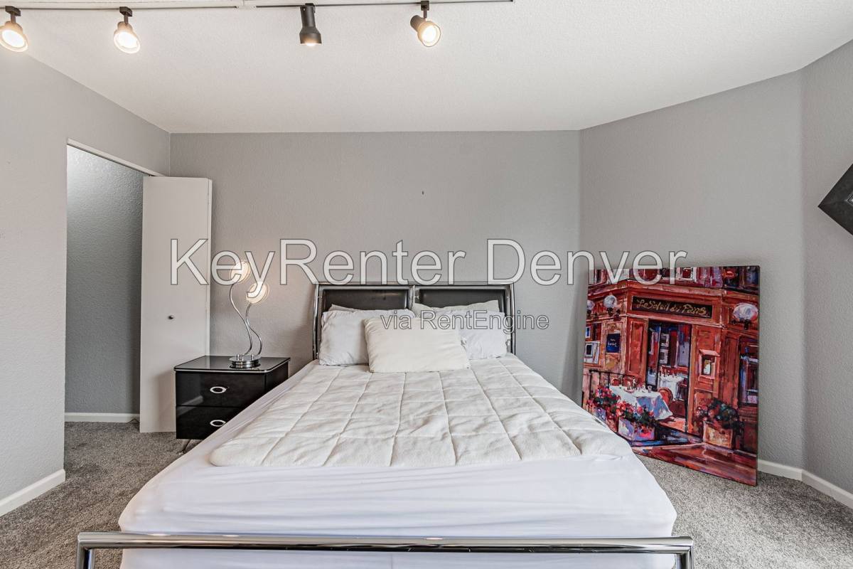 Condo for rent at 1625 Larimer St #2106, Denver, CO 80202