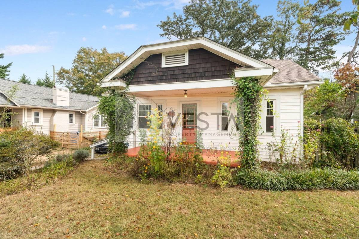 House for rent at 3 Grace Ave, Asheville, NC 28804