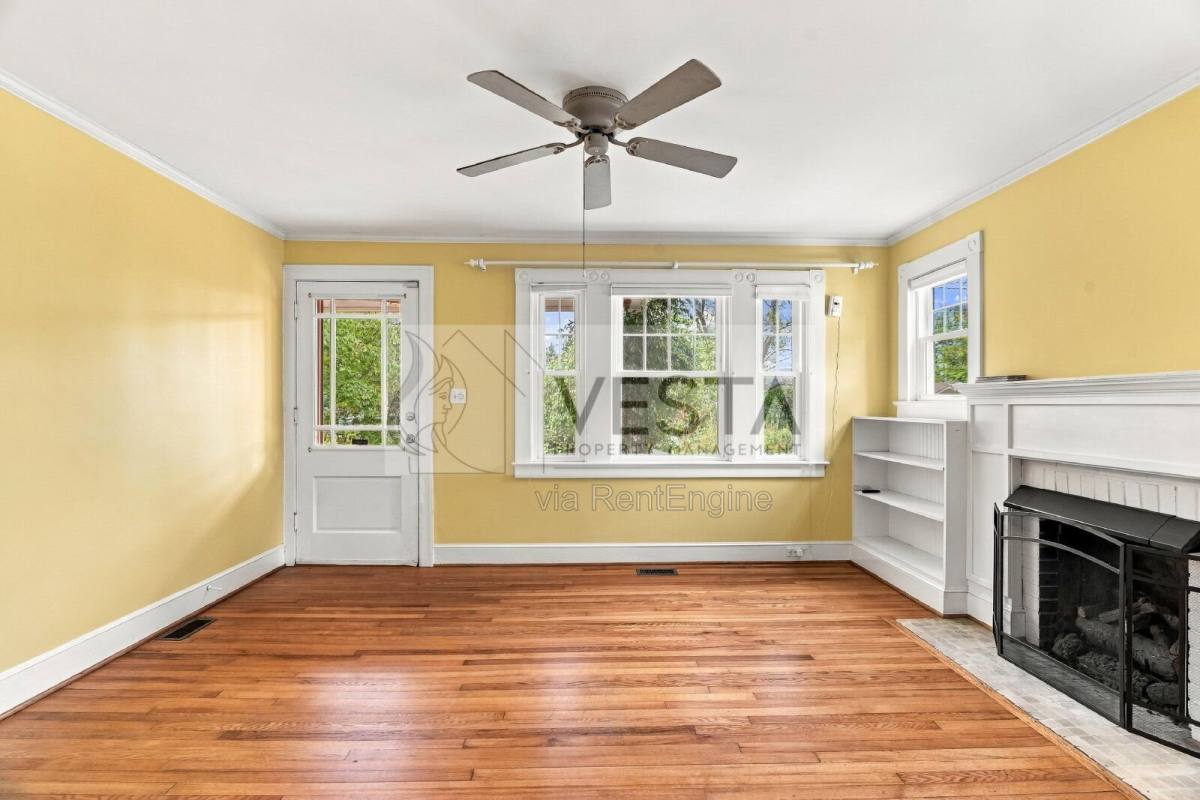 House for rent at 3 Grace Ave, Asheville, NC 28804