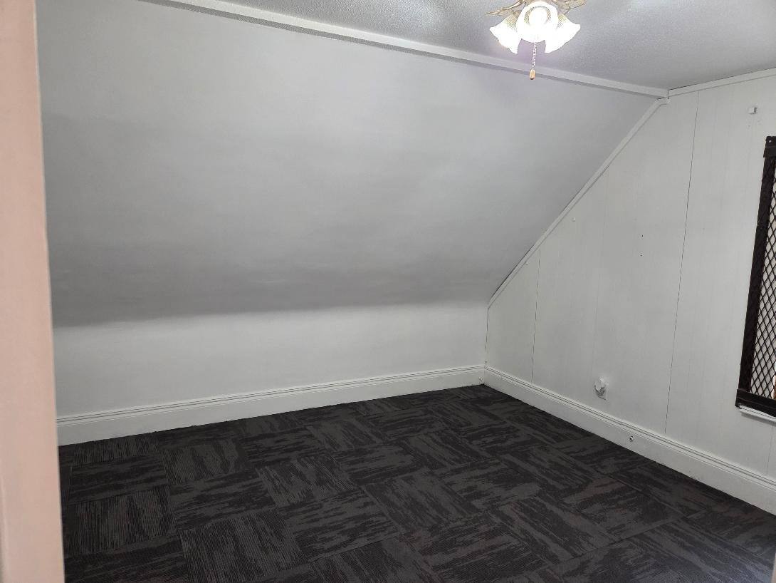 Apartment for rent at 1209 Gratiot Ave #2, Saginaw, MI 48602