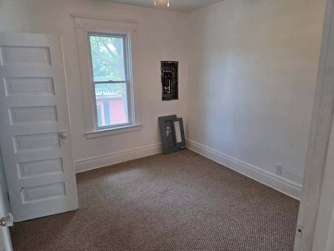 Apartment for rent at 1209 Gratiot Ave #2, Saginaw, MI 48602