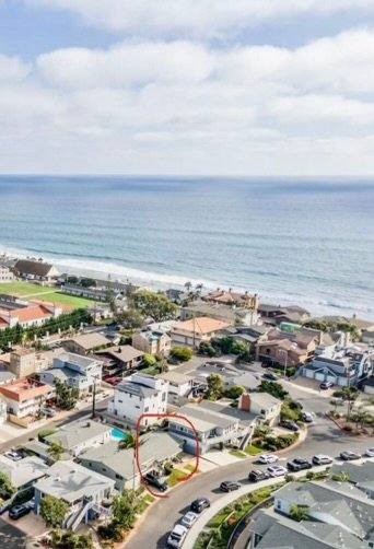 2340 Ocean St #B, Carlsbad, CA 92008