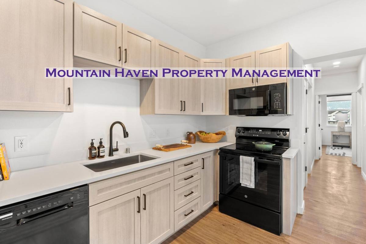 Condo for rent at 2111 Hummingbird Way #102, Georgetown, CO 80444