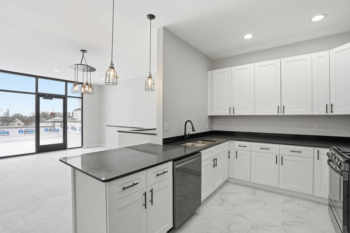 Apartment for rent at 1540 119th St #201, Whiting, IN 46394