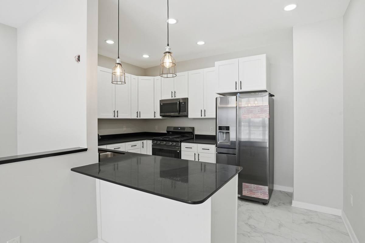 Apartment for rent at 1540 119th St #201, Whiting, IN 46394