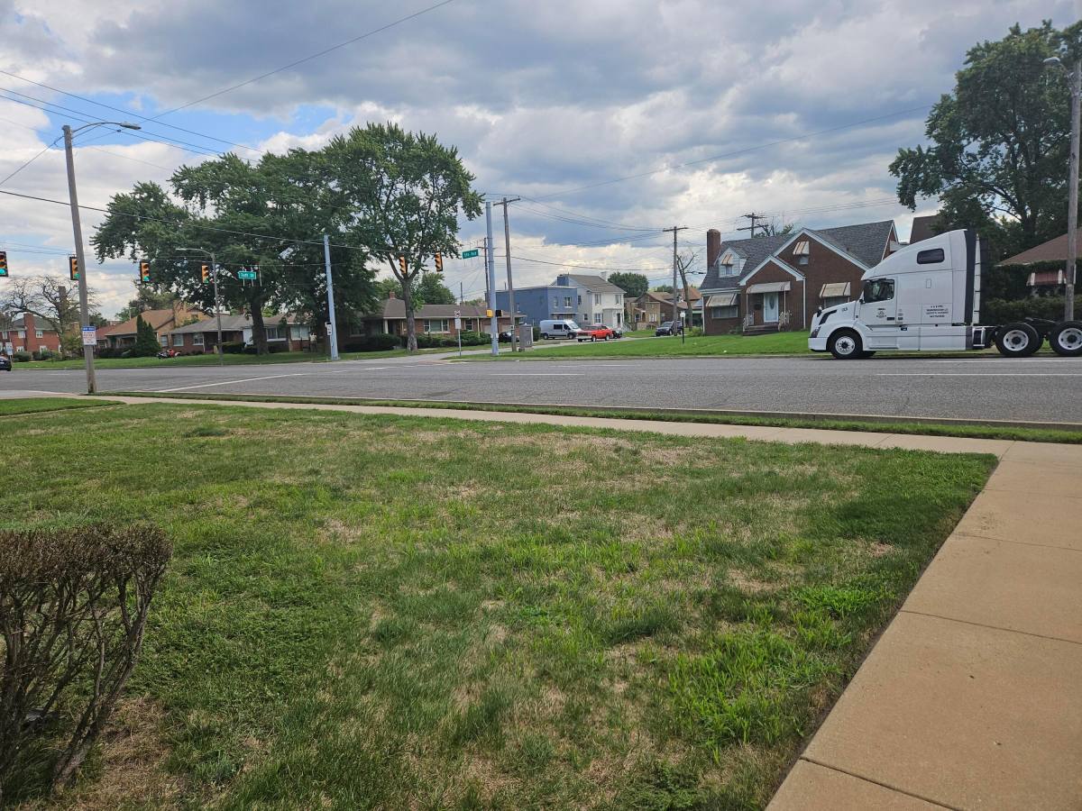 Apartment for rent at 2306 W 5th Ave #6, Gary, IN 46404