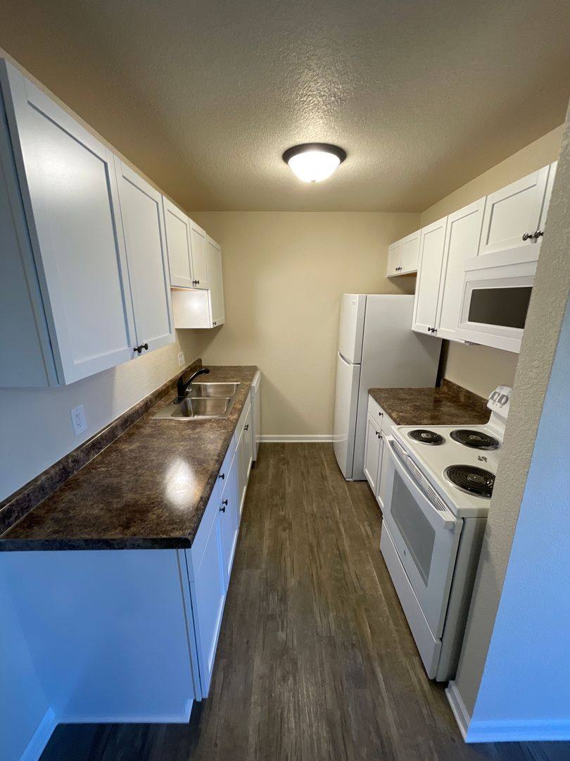 Apartment for rent at Bayview, 801 895 W, Marshfield, WI 54449