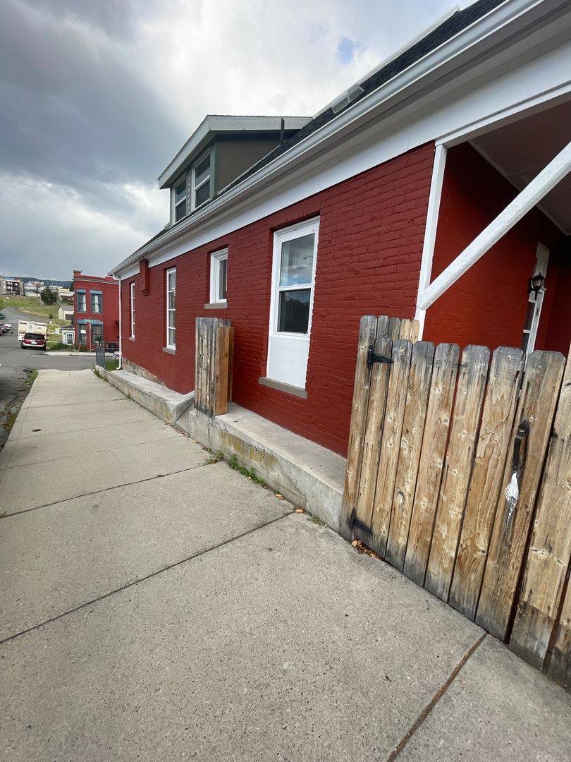 House for rent at 327 N Alabama, Butte, MT 59701