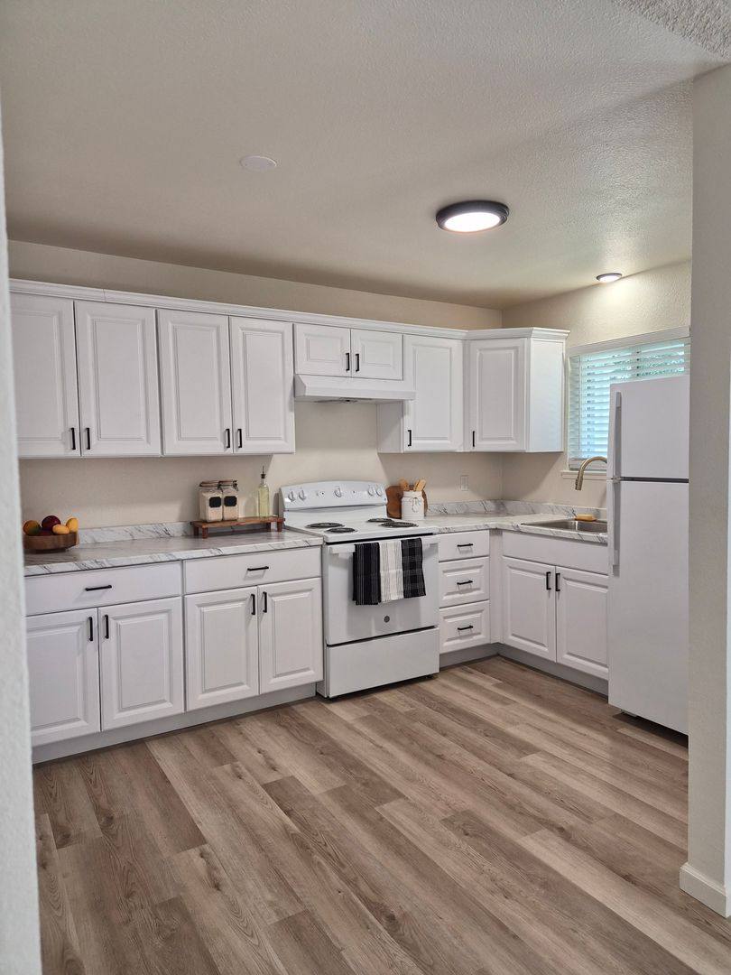 Apartment for rent at 411 Bird St, Yuba City, CA 95991