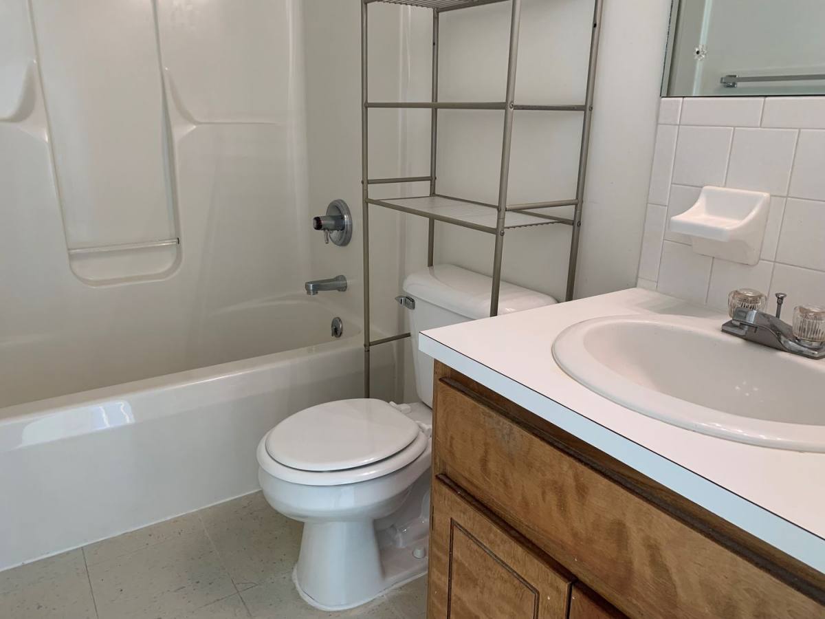 Apartment for rent at 277 Lakeview Dr, Madison Heights, VA 24572