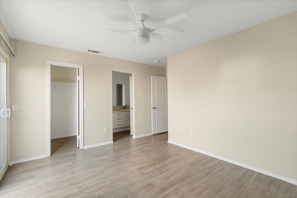 Townhouse for rent at 1775 S Santa Fe Ave, San Jacinto, CA 92583