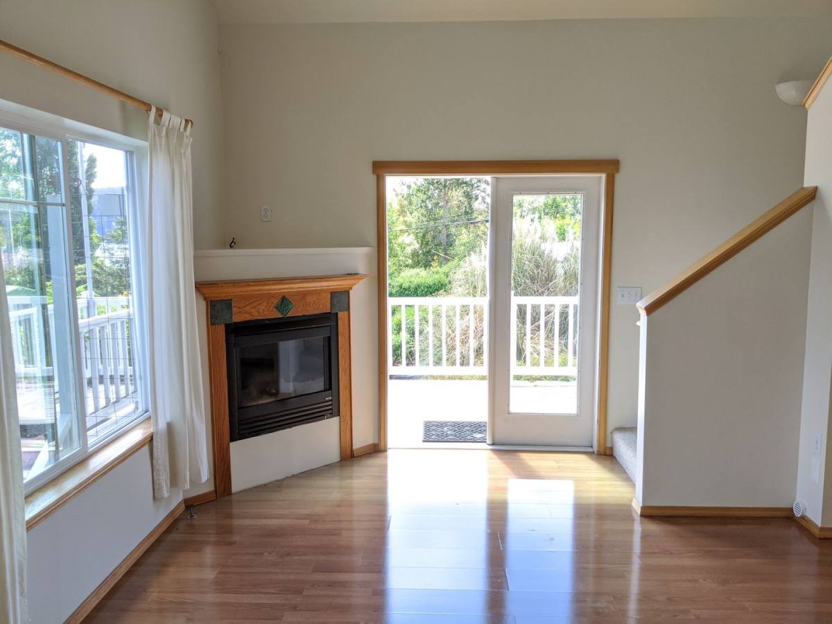 House for rent at 6039 Central Ave, Anacortes, WA 98221