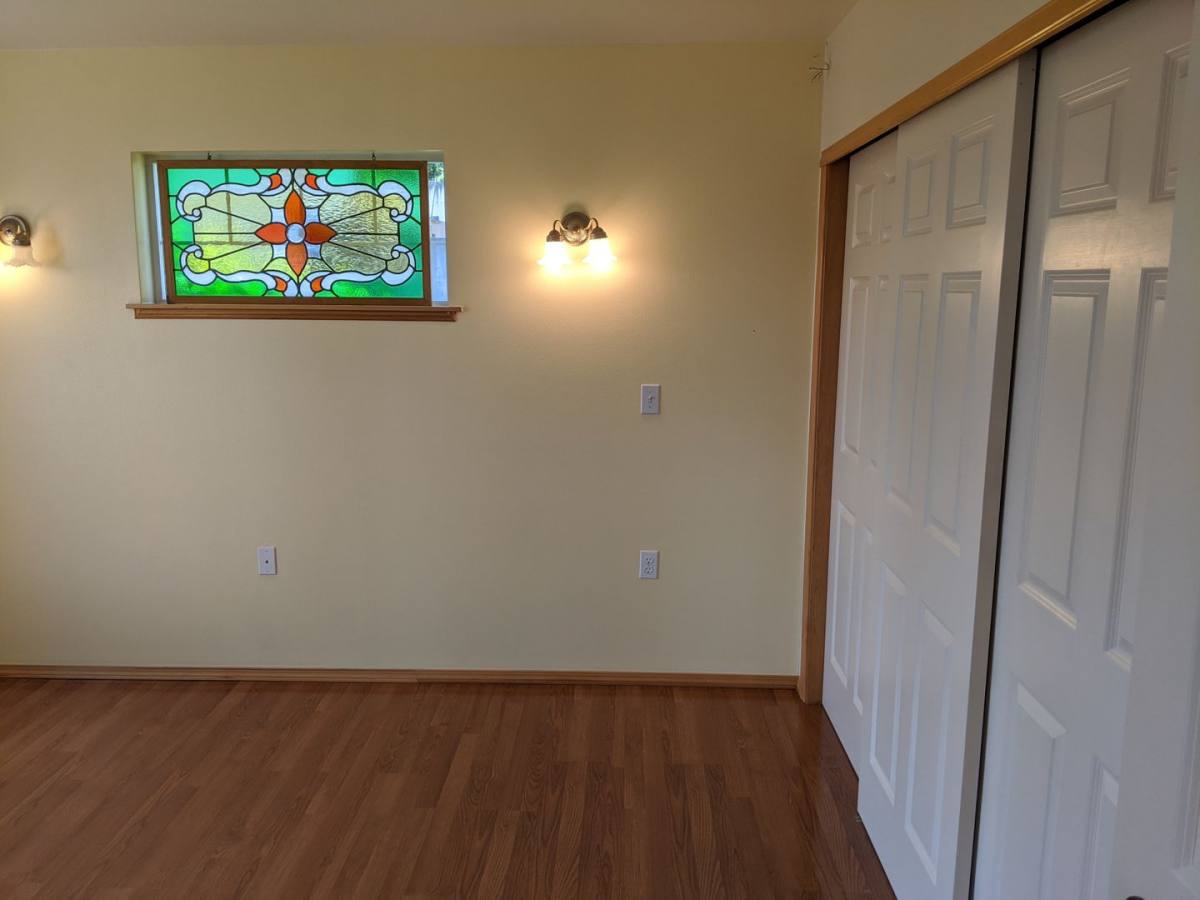 House for rent at 6039 Central Ave, Anacortes, WA 98221