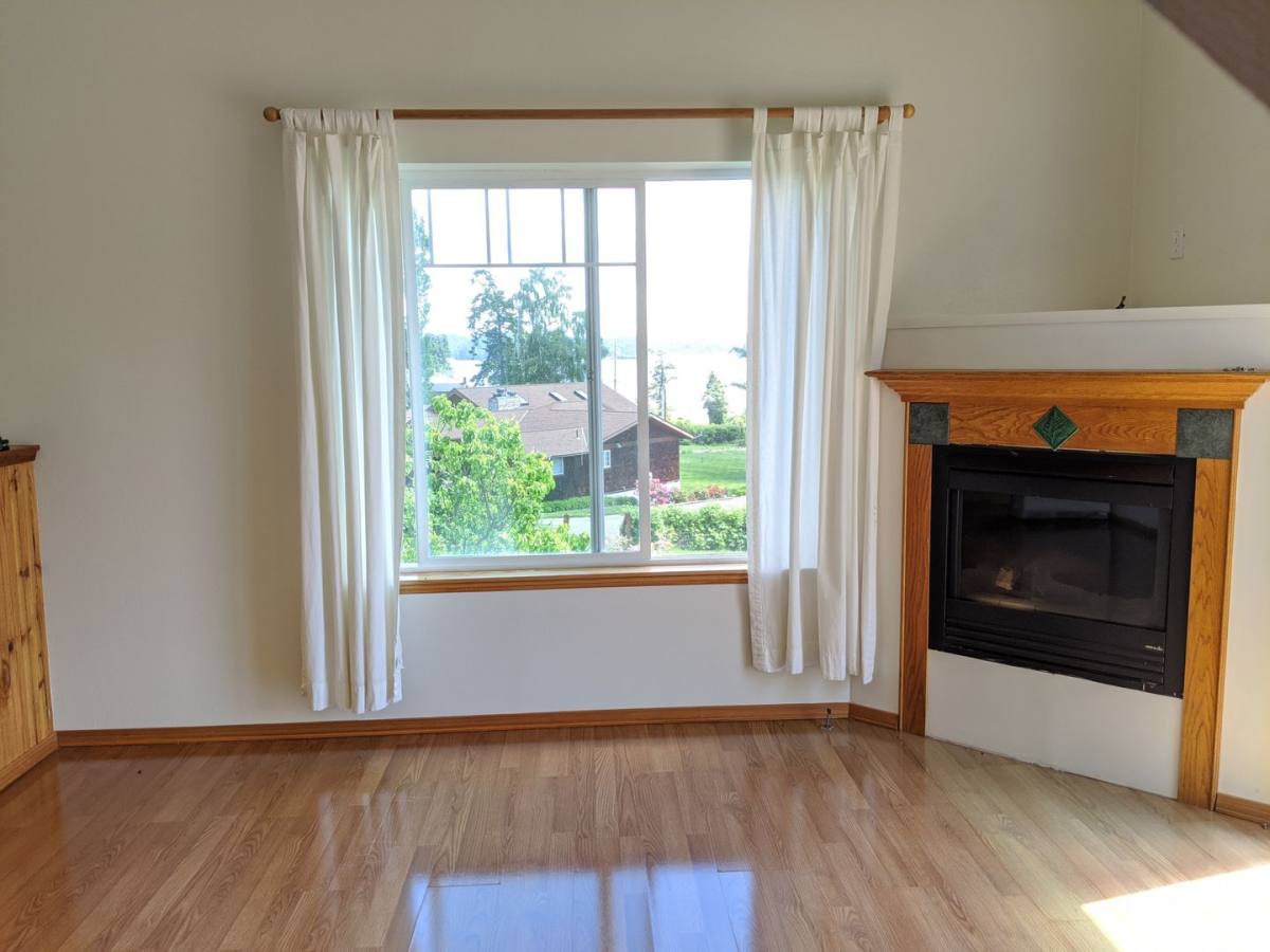 House for rent at 6039 Central Ave, Anacortes, WA 98221