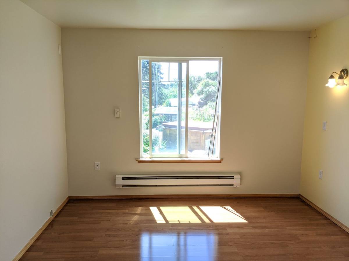 House for rent at 6039 Central Ave, Anacortes, WA 98221