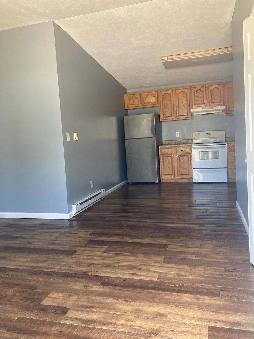 Apartment for rent at 2010 W Enterprise Ave, Muncie, IN 47304