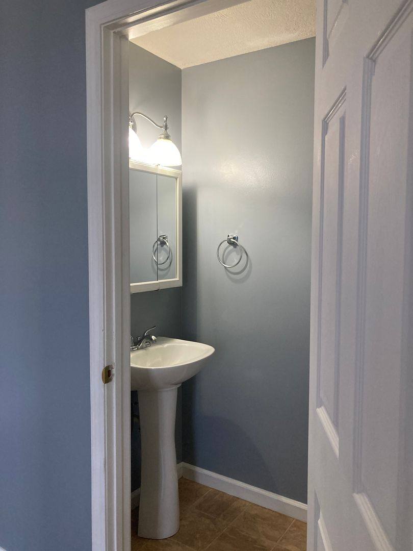 Apartment for rent at 2010 W Enterprise Ave, Muncie, IN 47304