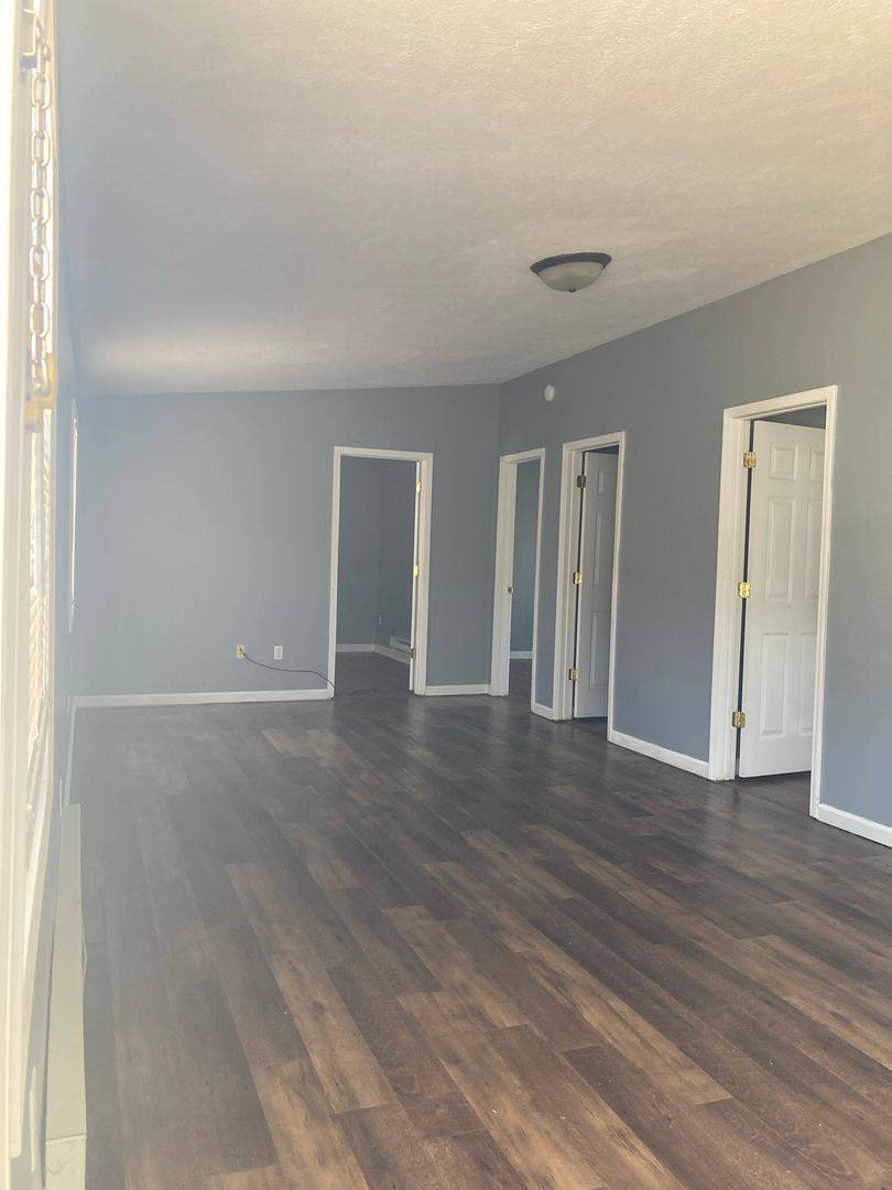 Apartment for rent at 2010 W Enterprise Ave, Muncie, IN 47304