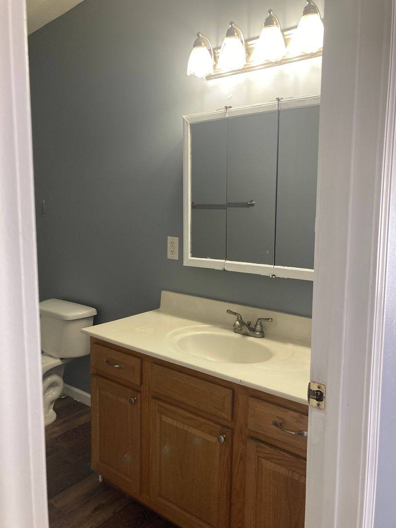 Apartment for rent at 2010 W Enterprise Ave, Muncie, IN 47304