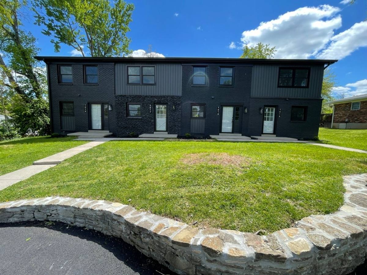 Apartment for rent at 1215 Mary Ross Ave, Shelbyville, KY 40065