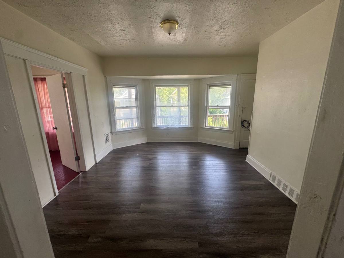 Apartment for rent at 14012 Scioto Ave, E, Cleveland, OH 44112