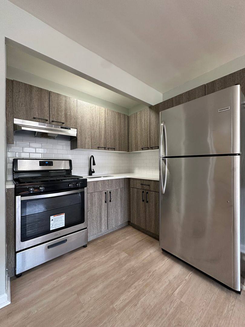 Apartment for rent at 405-409 Grove St, Plainfield, NJ 07060