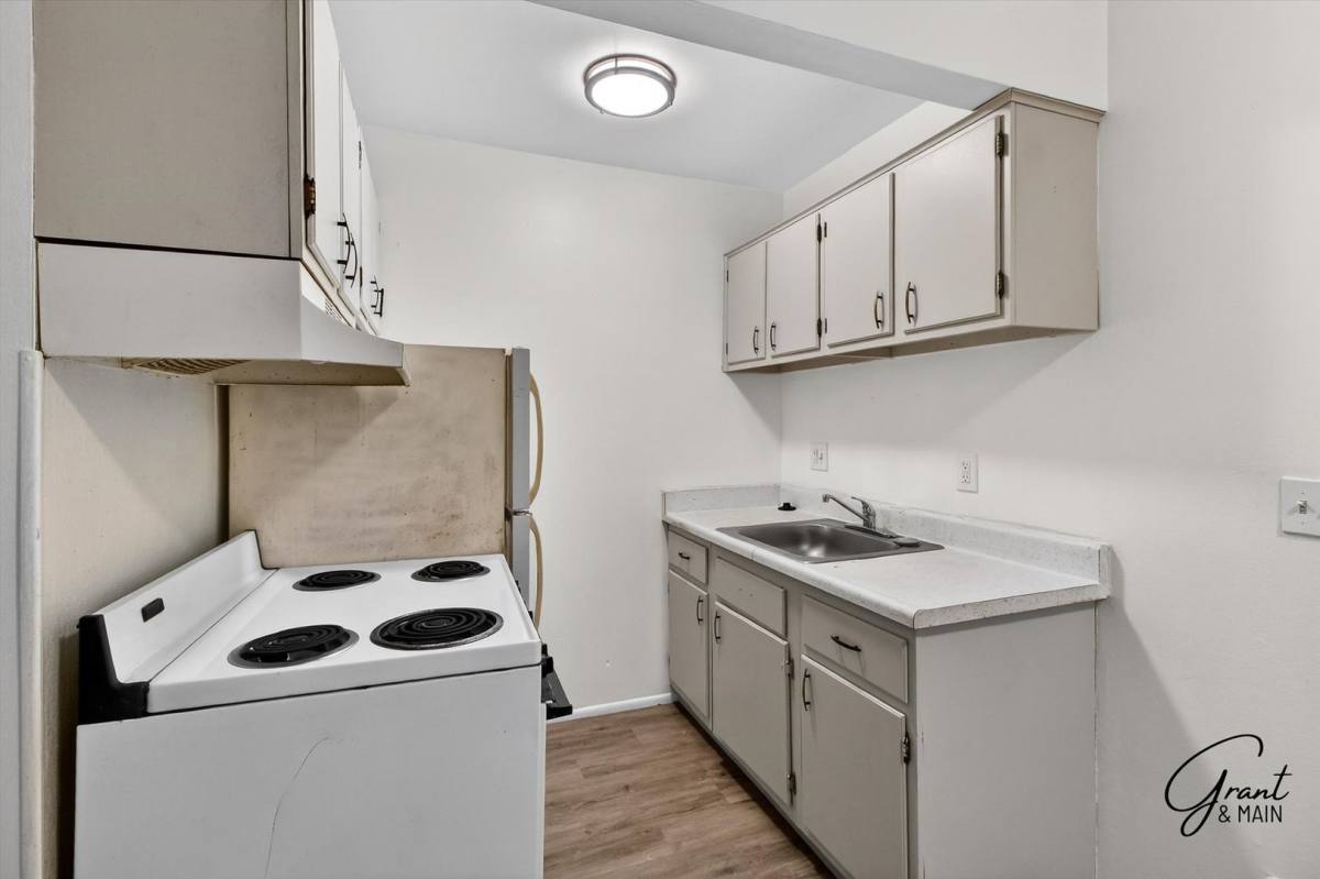 Apartment for rent at 22330 W Warren, Redford, MI 48239