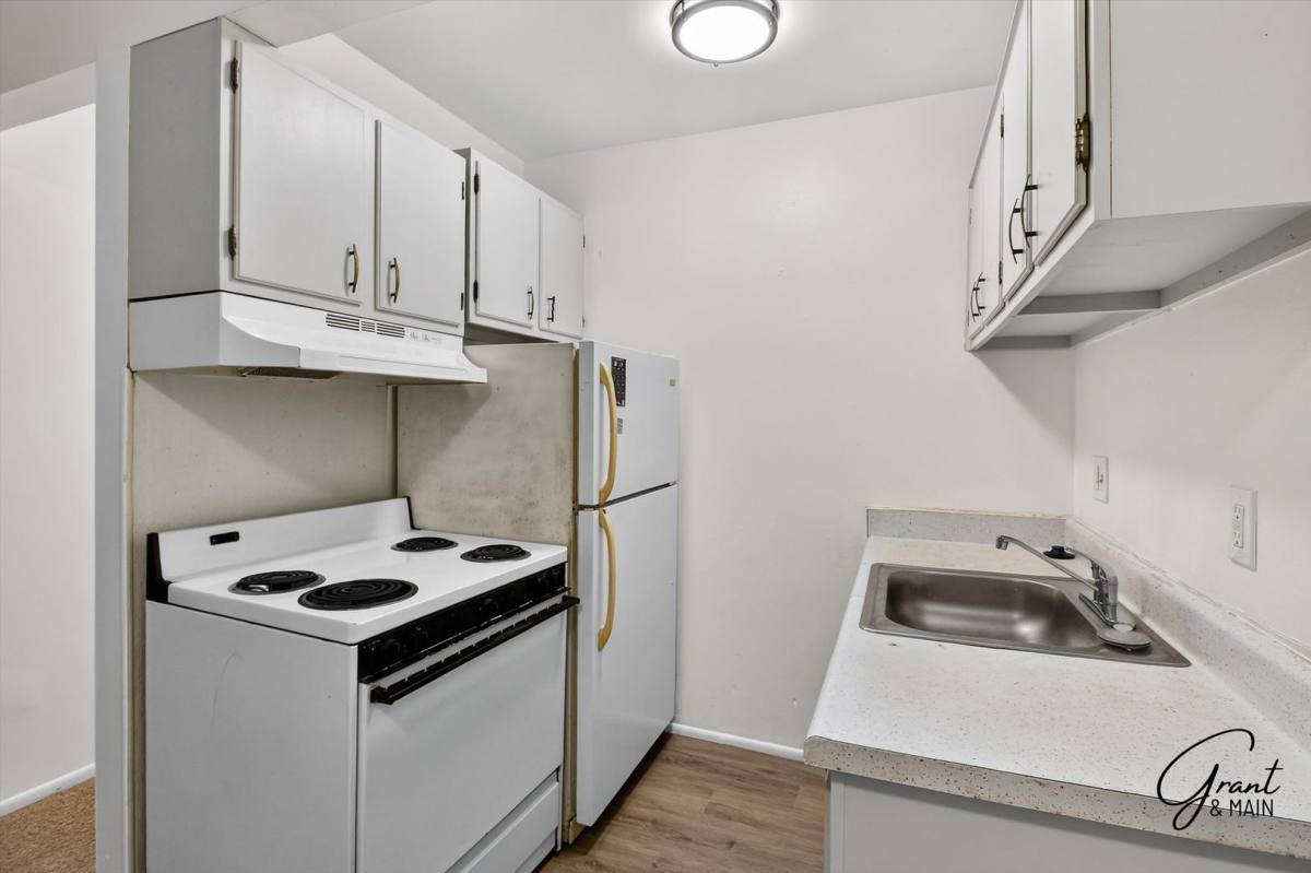 Apartment for rent at 22330 W Warren, Redford, MI 48239
