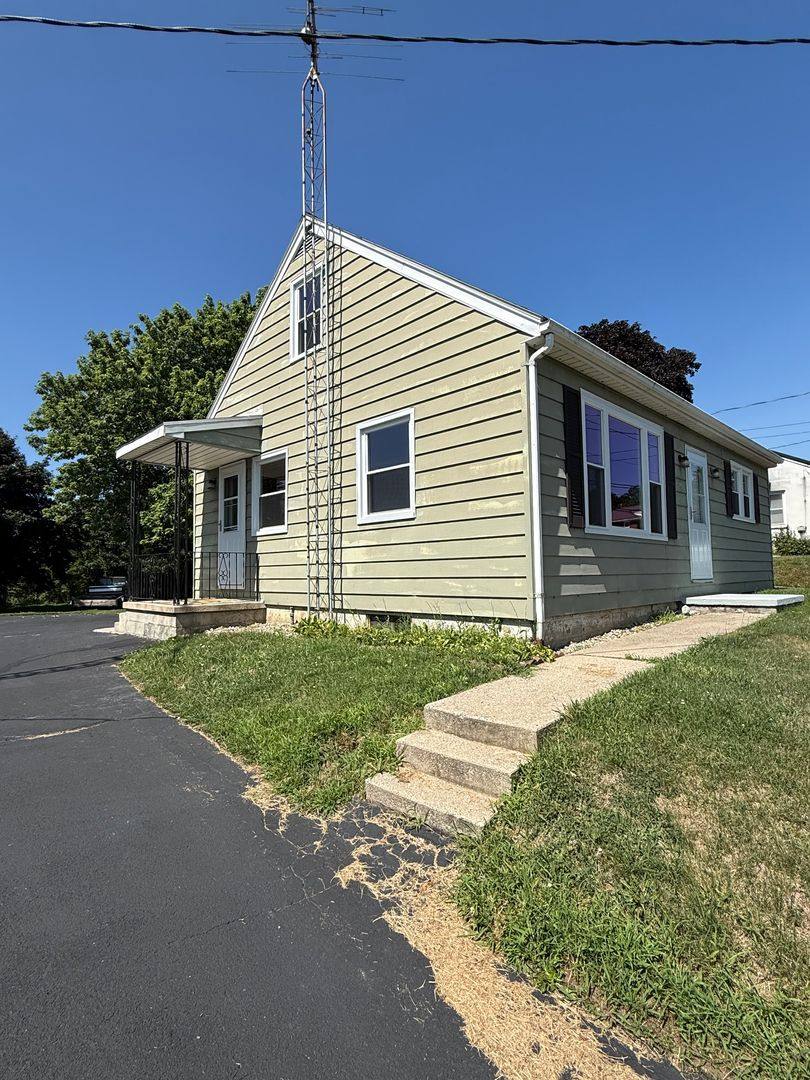 House for rent at 1294 Edenville Rd, Chambersburg, PA 17202