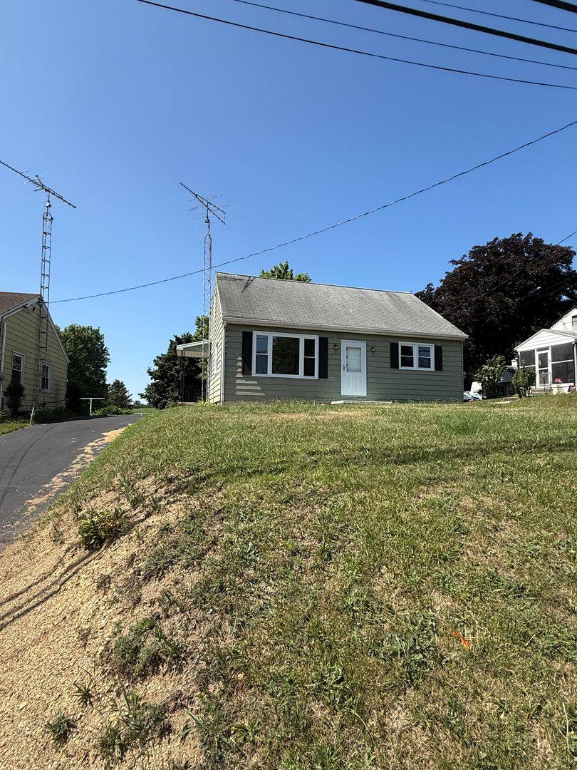 House for rent at 1294 Edenville Rd, Chambersburg, PA 17202
