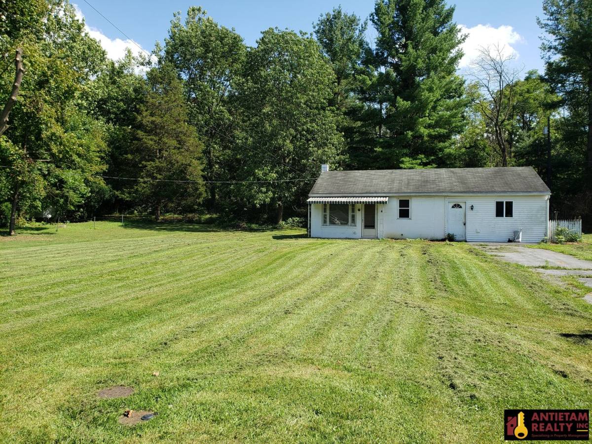House for rent at 112 Quarry Rd, Chambersburg, PA 17201