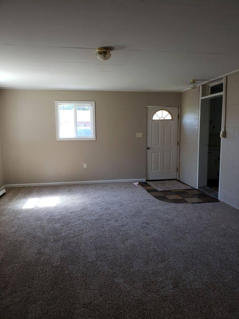 House for rent at 112 Quarry Rd, Chambersburg, PA 17201