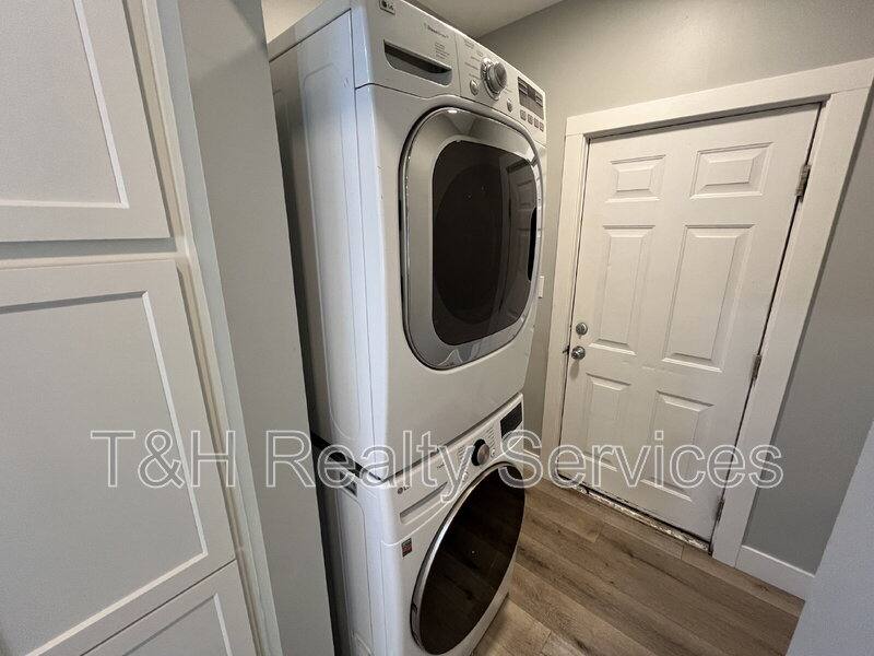 House for rent at 6155 Broadway St, Indianapolis, IN 46220