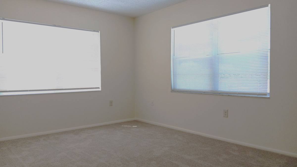 Apartment for rent at 327 34th Ave N, Saint Petersburg, FL 33704