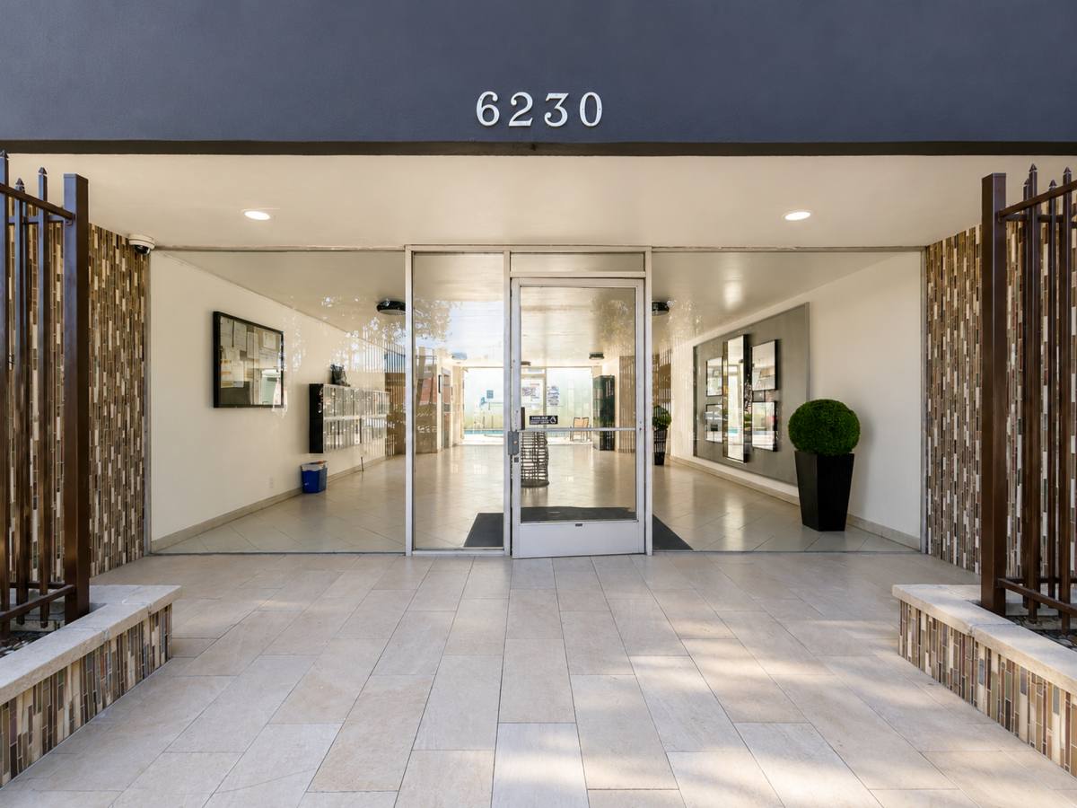 Apartment for rent at 6230 Reseda Blvd, Reseda, CA 91335