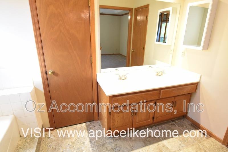 House for rent at 15813 W 125 Terrace, Olathe, KS 66062