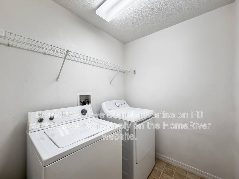 House for rent at 2272 Merry Rd, Tavares, FL 32778