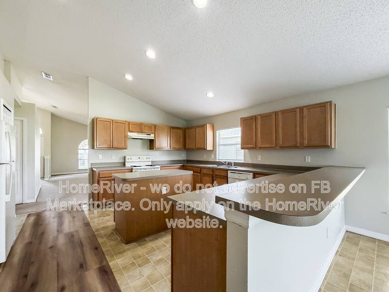 House for rent at 2272 Merry Rd, Tavares, FL 32778
